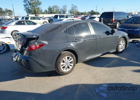 2025 Toyota Camry Le из США, поврежденный, VIN 4T1DAACK9SU097157